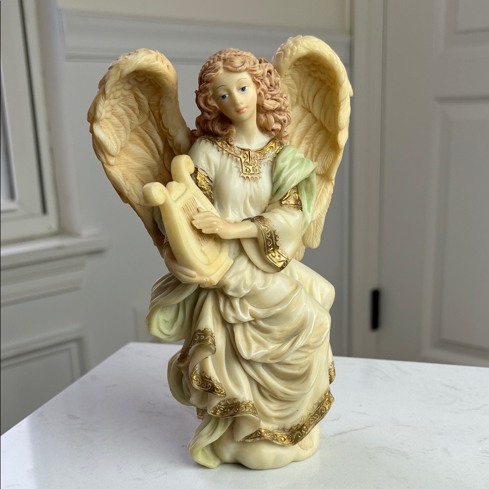 Seraphim Classics Cymbeline 7” Peacemaker Angel Figurine